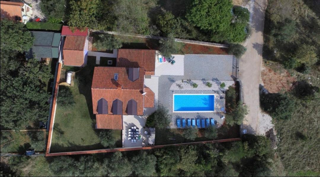 Villa Sunshine Pula Exterior photo